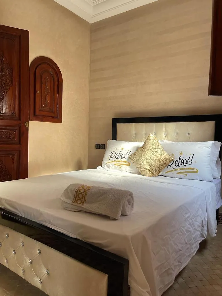 Riad Les Fleurs De Lys De Al Qaria Assiyahia Marrakesh Guest house